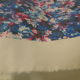 Digitální potisk textilu 2 pomocí digitální textilní tiskárny WER-EP7880T